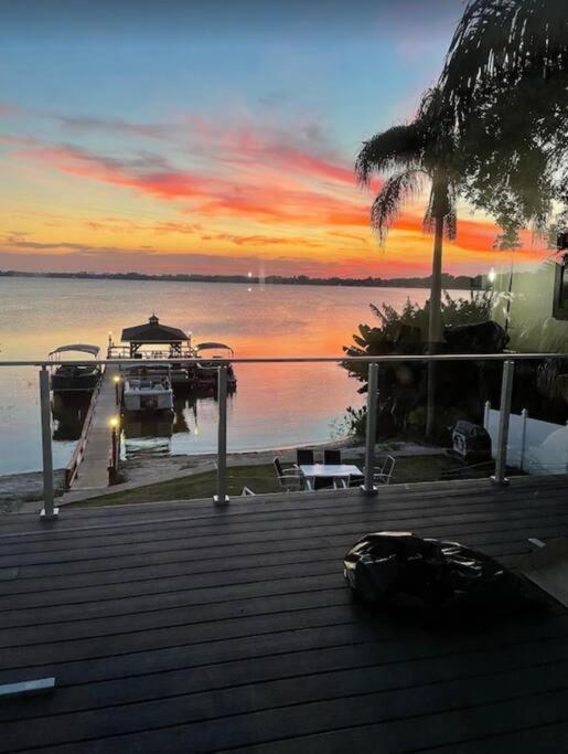 Lakefront Duplex With Pontoon Boat 3 Bed House เมาท์ดอรา ภายนอก รูปภาพ